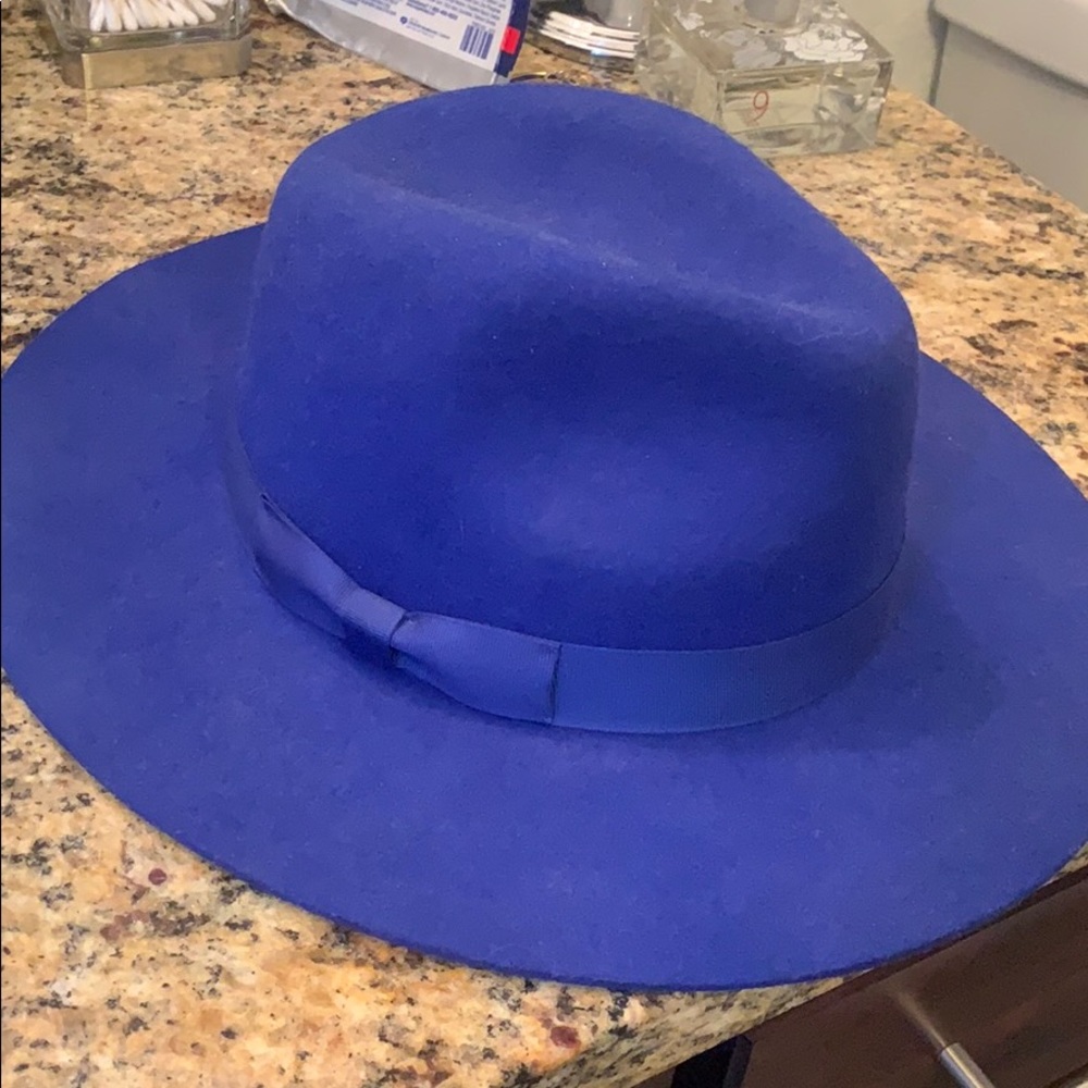 Lack of color blue hat